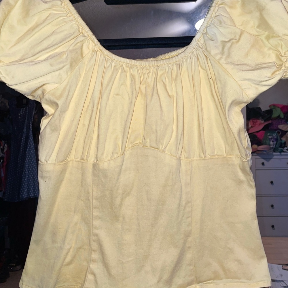 Pinup Couture Yellow peasant top size large